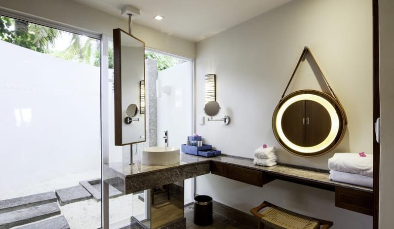 Centara Grand Island Maldives -  Duplex Beach Pool Villa Bathroom